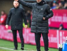 保罗复出首秀出彩，北京国安主场鏖战阿森纳，豪取50连胜(京歌我是中国人于魁智李胜素歌词)